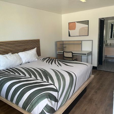 Sway Hotel Lake Havasu City Ngoại thất bức ảnh
